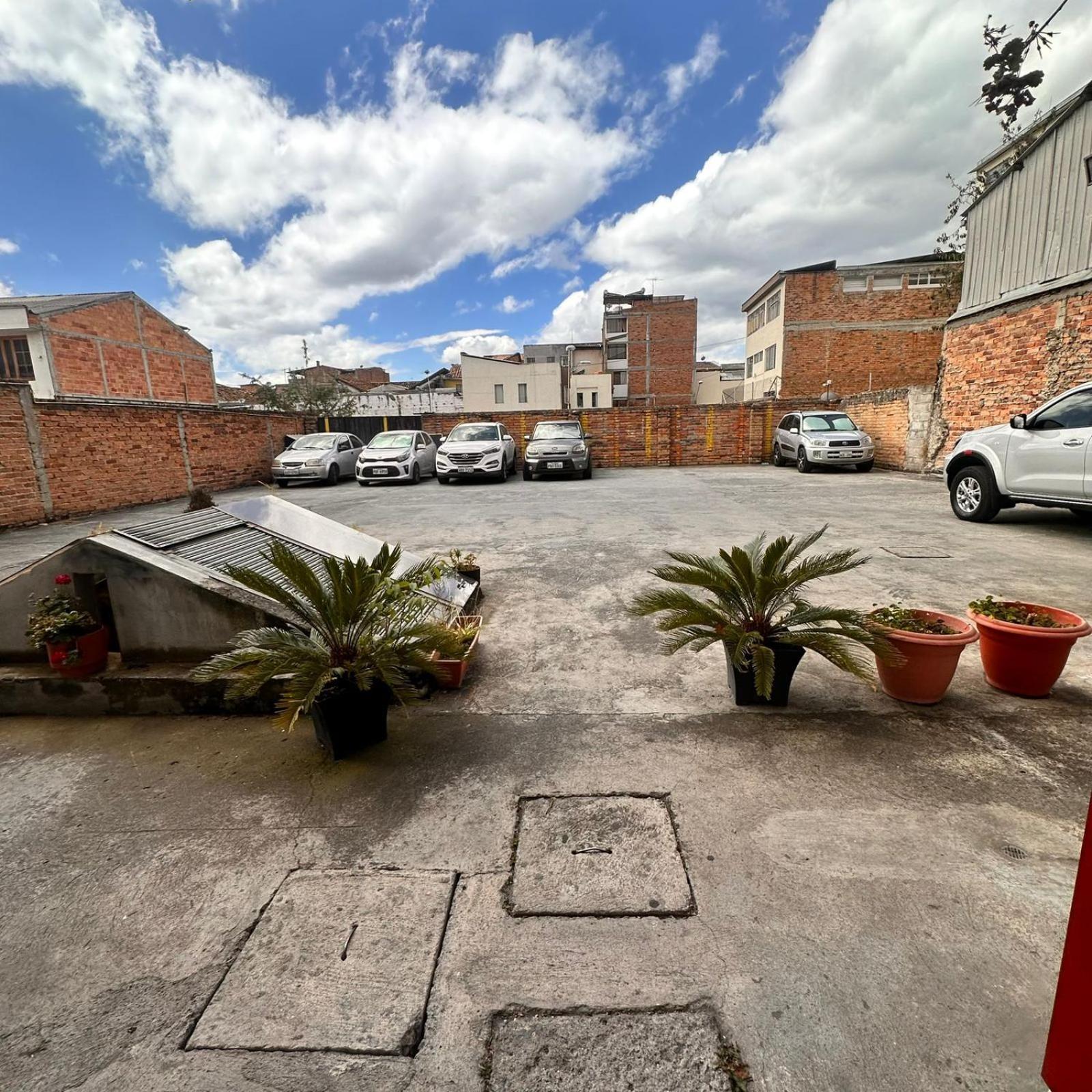 Hotel Coronel Cuenca Exterior photo